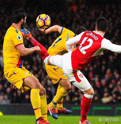 爱游戏体育娱乐 -关于赛地聚焦：英超关键时刻热度飙升，波尔图篮板制胜，球迷炸锅，更衣室氛围转暖的信息